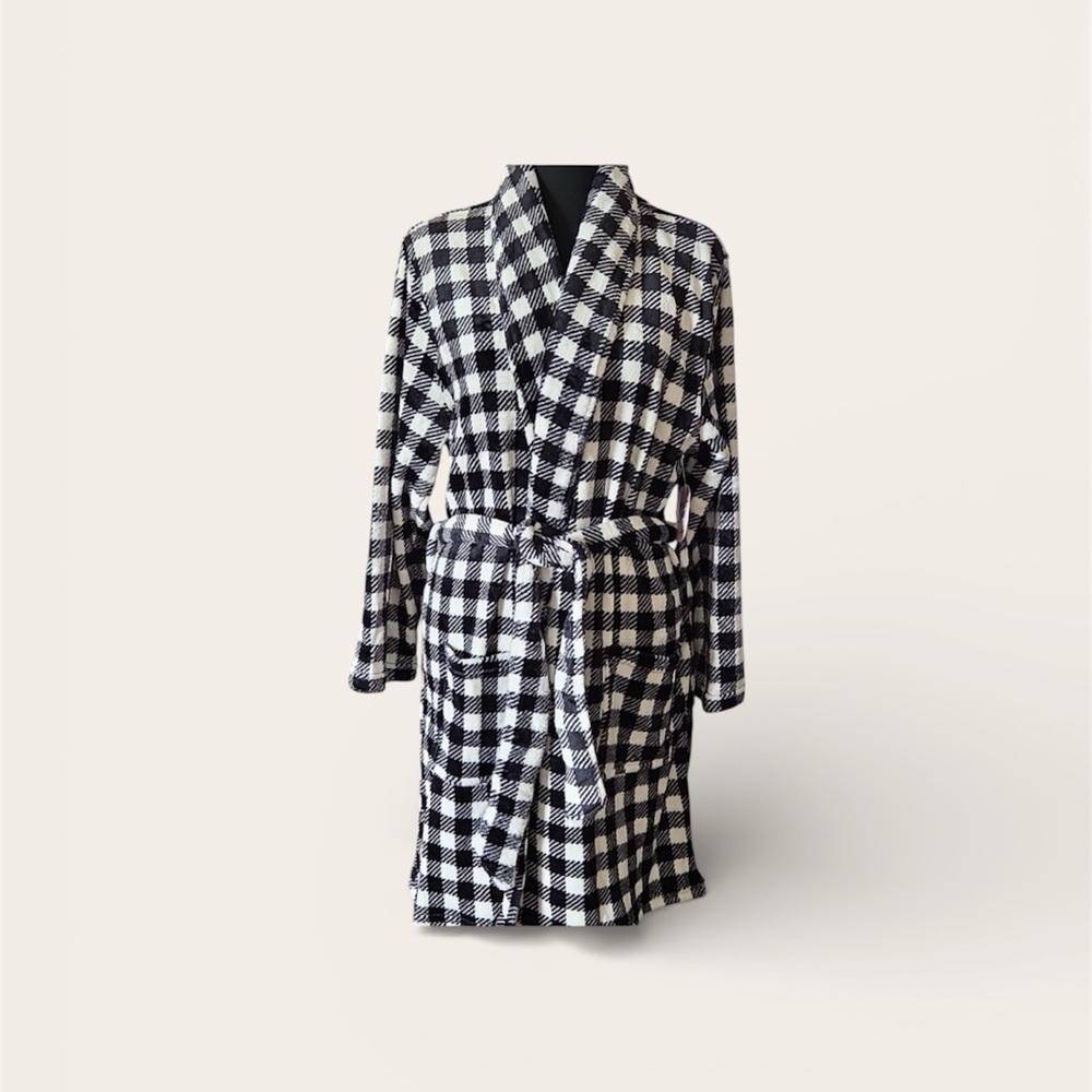 NWT Spoiled Angel Buffalo Plaid Plush Robe